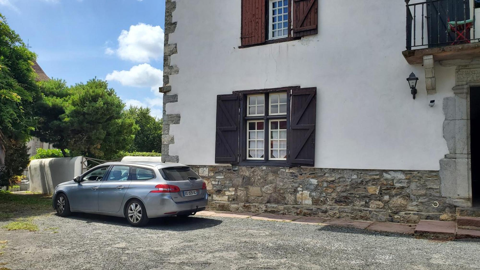 Logement Calme Et Authentique A Espelette Chambre photo