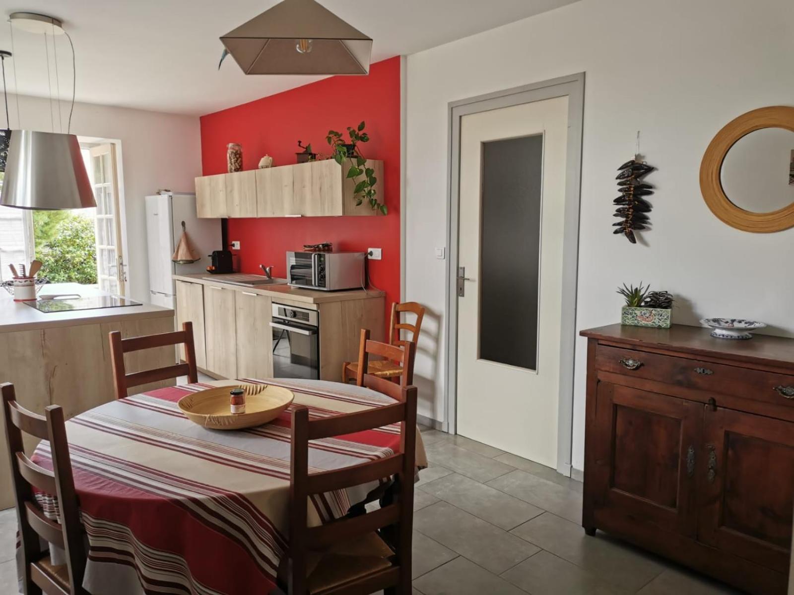Logement Calme Et Authentique A Espelette Chambre photo